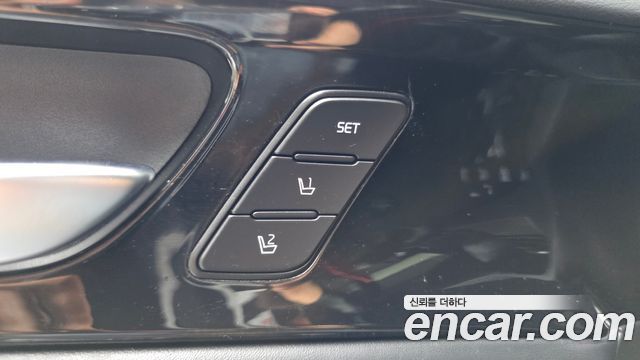 Kia K7 Premier 3.0 GDI Signature 2020 — фото 12