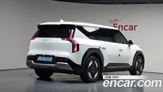 Kia EV9 Long Range 2WD Earth 2024 — фото 2