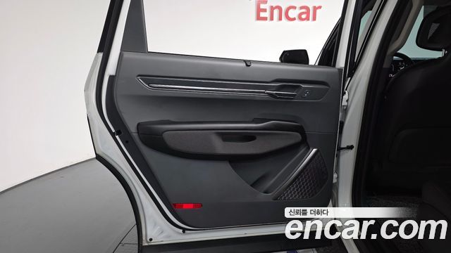 Kia EV9 Long Range 2WD Earth 2024 — фото 25