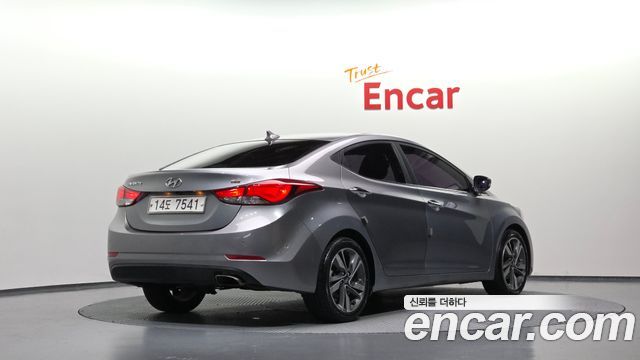 Hyundai Avante 1.6 GDi Modern Standard 2014 — фото 2