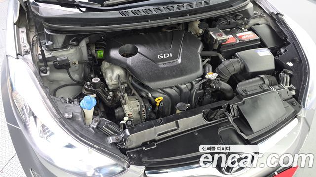 Hyundai Avante 1.6 GDi Modern Standard 2014 — фото 6