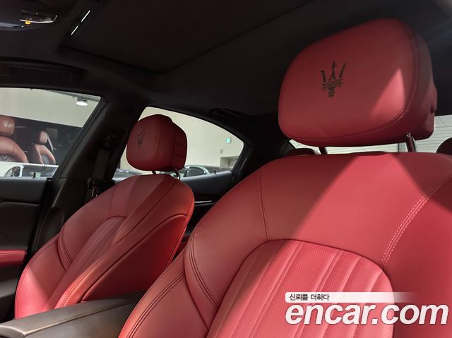 Maserati Ghibli 2.0 GT 3rd 2023 — фото 16