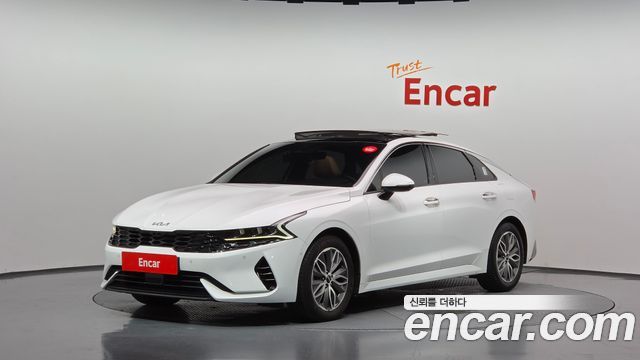 Kia K5 Hybrid (III) Signature 2023 — фото 1
