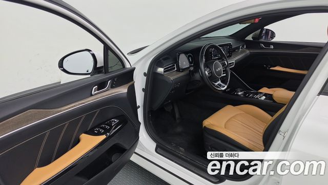 Kia K5 Hybrid (III) Signature 2023 — фото 10