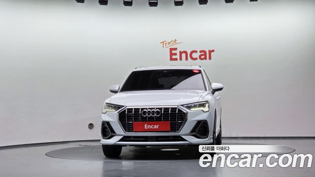 Audi Q3 (F3) 35 TDI Quattro Premium 2023 — фото 3