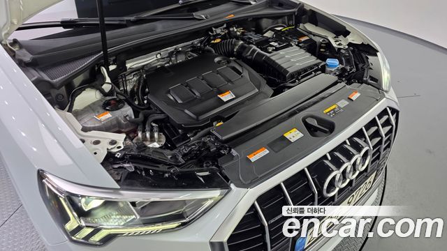 Audi Q3 (F3) 35 TDI Quattro Premium 2023 — фото 6