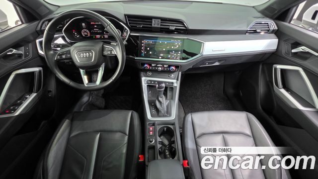 Audi Q3 (F3) 35 TDI Quattro Premium 2023 — фото 7