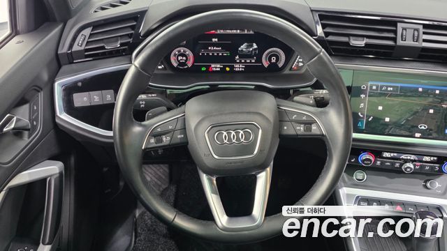 Audi Q3 (F3) 35 TDI Quattro Premium 2023 — фото 13
