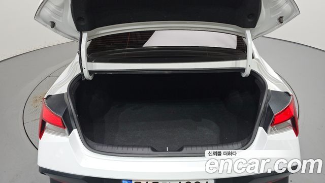 Hyundai Avante (CN7) 1.6 Smart 2024 — фото 20