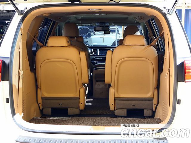 Kia Carnival Gasoline 9-Seater Noblesse Special 2019 — фото 24