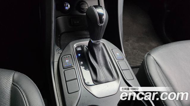 Hyundai Santa Fe (DM) Diesel(e-VGT) 2.0 2WD Premium 2015 — фото 9
