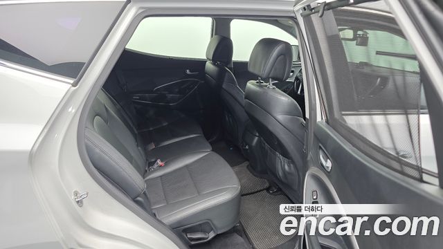 Hyundai Santa Fe (DM) Diesel(e-VGT) 2.0 2WD Premium 2015 — фото 12