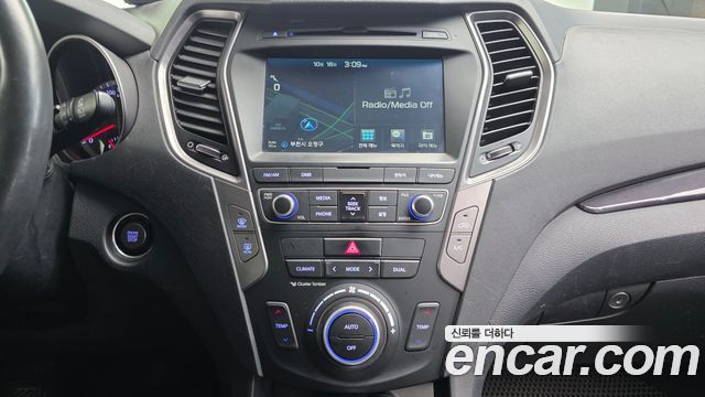 Hyundai Santa Fe (DM) Diesel(e-VGT) 2.0 2WD Premium 2015 — фото 14