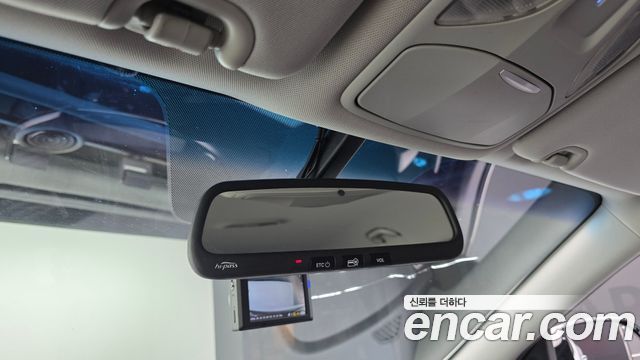 Hyundai Santa Fe (DM) Diesel(e-VGT) 2.0 2WD Premium 2015 — фото 18