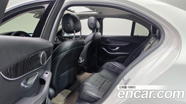 Mercedes-Benz C-Class (W205) C220 d Avantgarde 2019 — фото 11