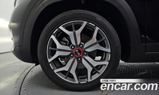 Kia Seltos Gasoline 1.6 Turbo 2WD Signature 2022 — фото 5