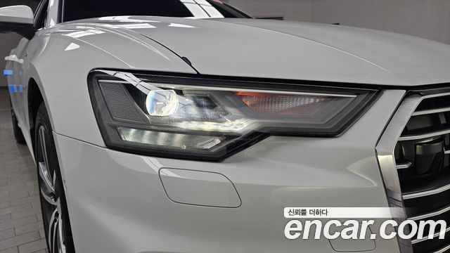 Audi A6 (C8) 45 TFSI Premium 2023 — фото 22