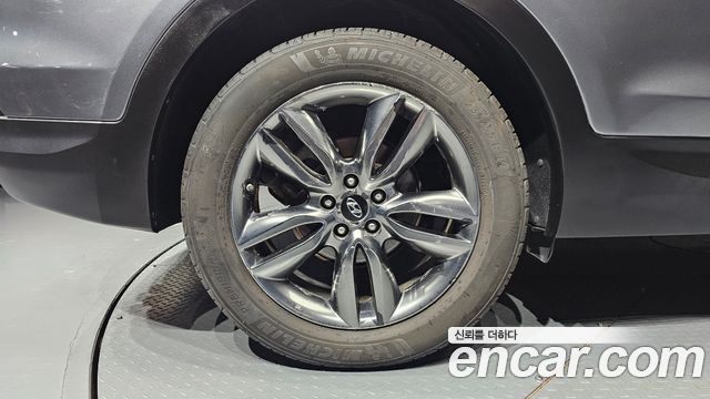 Hyundai Santa Fe (DM) Diesel(e-VGT) 2.0 4WD Exclusive Special 2015 — фото 5