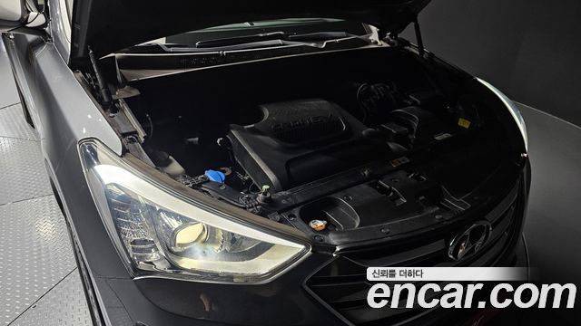 Hyundai Santa Fe (DM) Diesel(e-VGT) 2.0 4WD Exclusive Special 2015 — фото 6