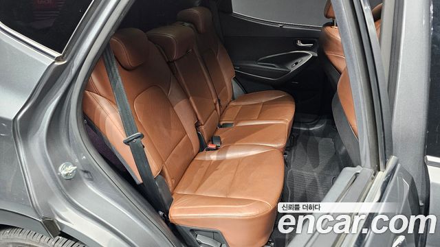 Hyundai Santa Fe (DM) Diesel(e-VGT) 2.0 4WD Exclusive Special 2015 — фото 11