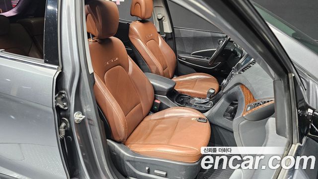 Hyundai Santa Fe (DM) Diesel(e-VGT) 2.0 4WD Exclusive Special 2015 — фото 12