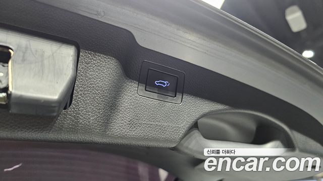 Hyundai Santa Fe (DM) Diesel(e-VGT) 2.0 4WD Exclusive Special 2015 — фото 20