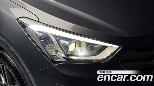 Hyundai Santa Fe (DM) Diesel(e-VGT) 2.0 4WD Exclusive Special 2015 — фото 22