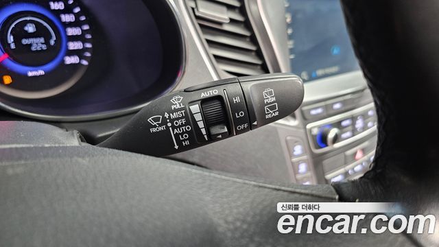 Hyundai Santa Fe (DM) Diesel(e-VGT) 2.0 4WD Exclusive Special 2015 — фото 30