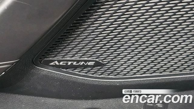 Hyundai Santa Fe (DM) Diesel(e-VGT) 2.0 4WD Exclusive Special 2015 — фото 36