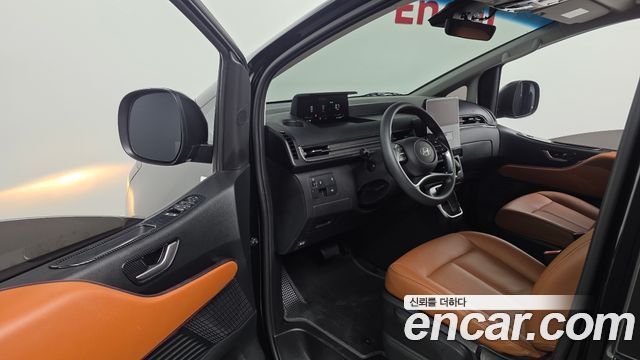 Hyundai Staria 2WD Camping Car Special Vehicle 2025 — фото 10