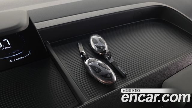 Hyundai Staria 2WD Camping Car Special Vehicle 2025 — фото 31