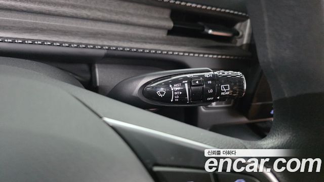 Hyundai Staria 2WD Camping Car Special Vehicle 2025 — фото 38