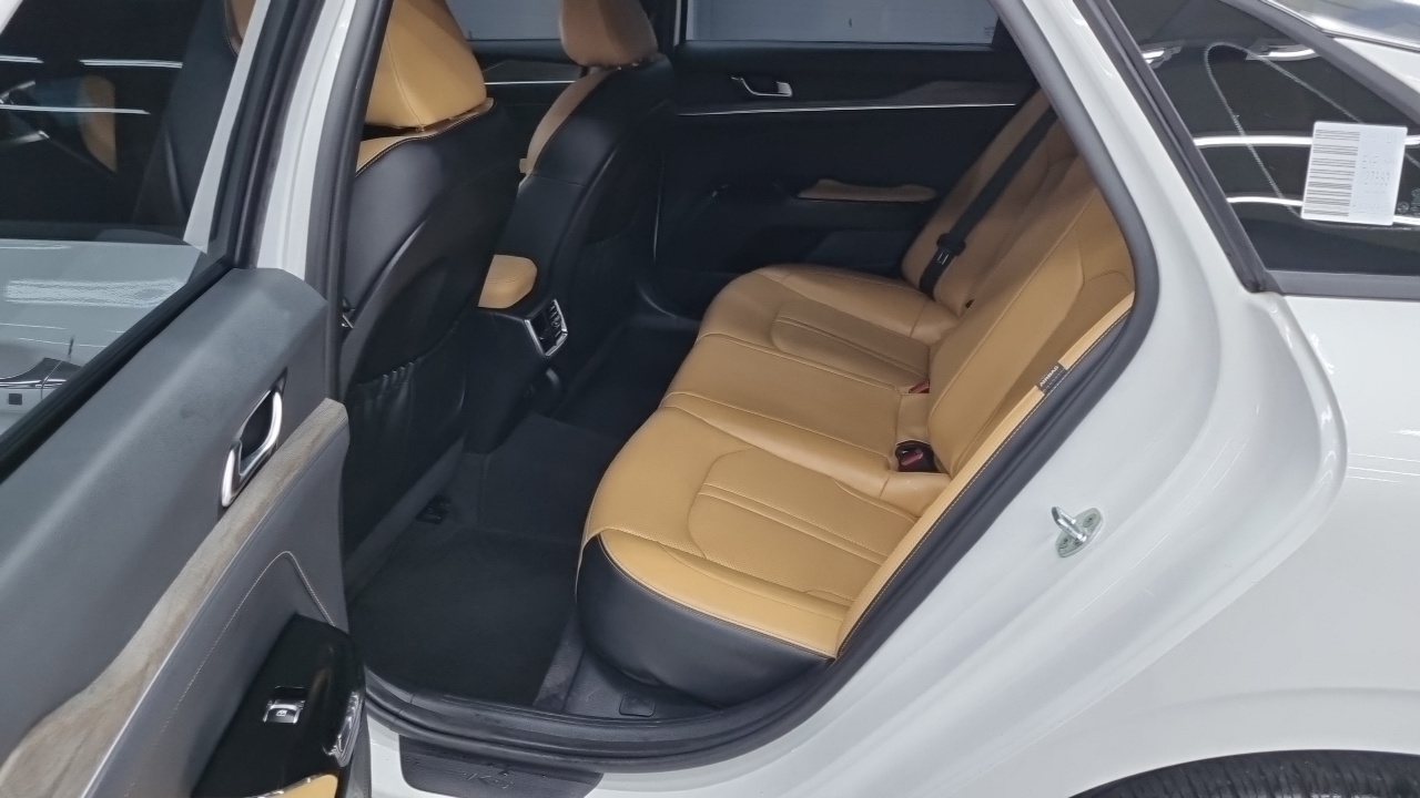 Kia K5 (III) 2.0 Noblesse 2021 — фото 15