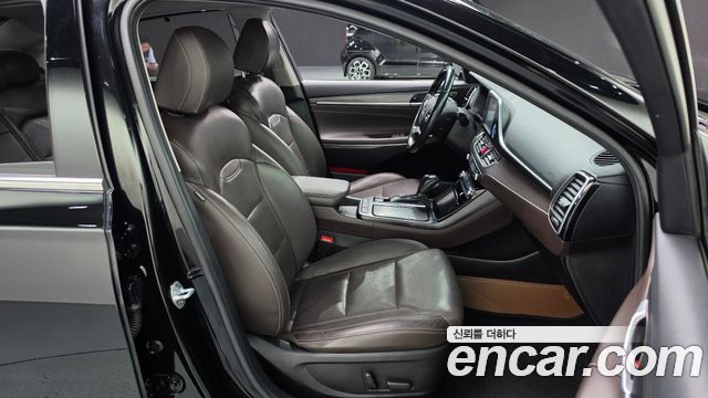 Hyundai Grandeur (IG) 3.0 Exclusive Special 2018 — фото 26