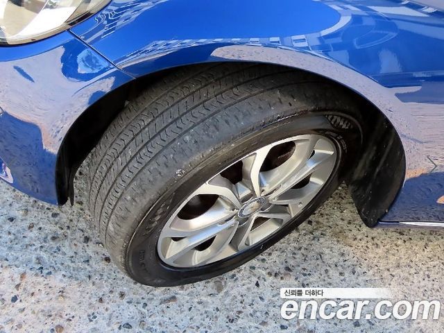 Mercedes-Benz C-Class (W205) C200 d 2015 — фото 24