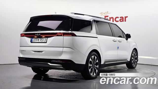 Kia Carnival (IV) Diesel 9-Seater Signature 2023 — фото 2