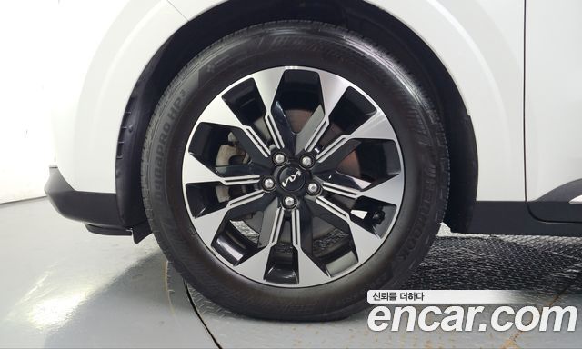 Kia Carnival (IV) Diesel 9-Seater Signature 2023 — фото 5