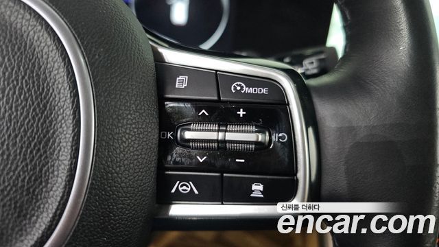 Kia Carnival (IV) Diesel 9-Seater Signature 2023 — фото 22