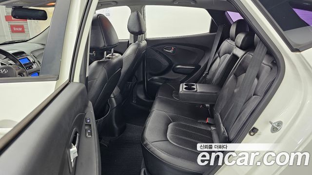 Hyundai Tucson ix Diesel 2WD LX20 Luxury 2013 — фото 12