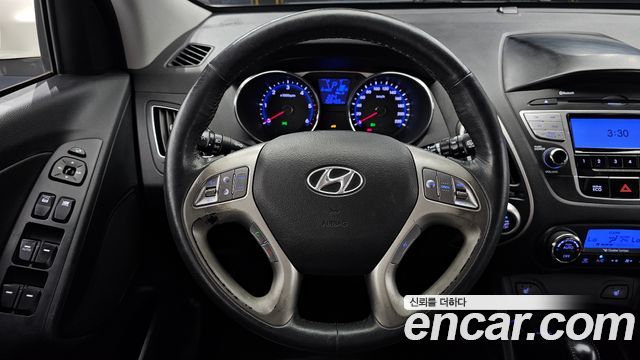 Hyundai Tucson ix Diesel 2WD LX20 Luxury 2013 — фото 13