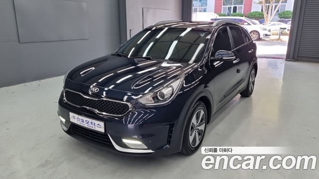 Kia Niro Noblesse 2017 — фото 3