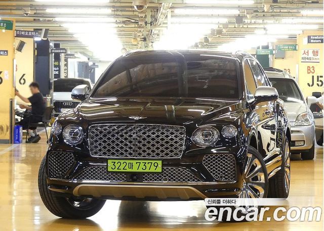 Bentley Bentayga 4.0 V8 EWB Mulliner 2026 — фото 3