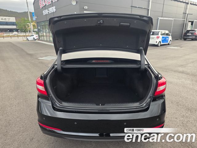 Hyundai Sonata (LF) 2.0 Care+ 2017 — фото 24