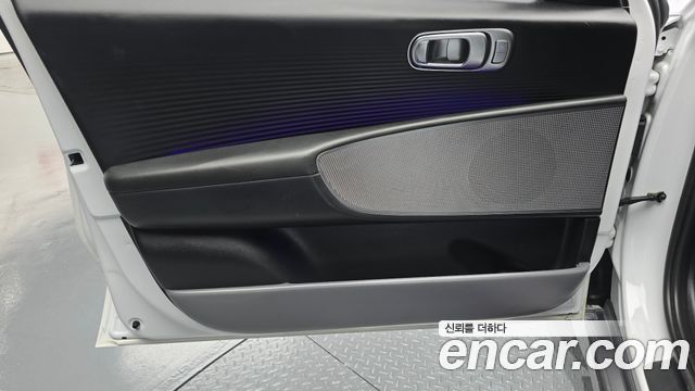 Hyundai Ioniq 6 Long Range AWD Exclusive + 2023 — фото 24