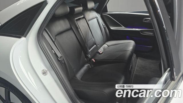 Hyundai Ioniq 6 Long Range AWD Exclusive + 2023 — фото 26