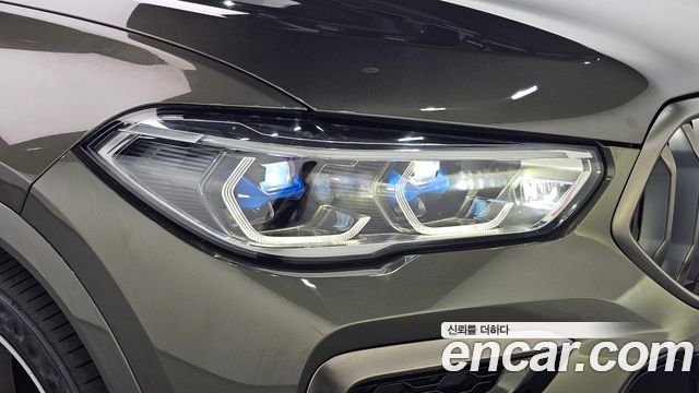BMW X6 (G06) M50i 2022 — фото 22