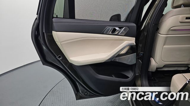 BMW X6 (G06) M50i 2022 — фото 25