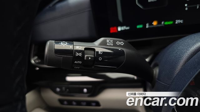 Kia Carnival (IV) HEV 7seater Signature 2025 — фото 28
