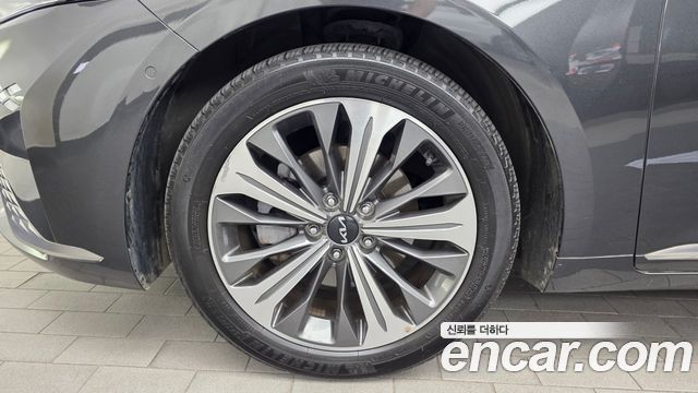 Kia K8 Hybrid Signature 2023 — фото 5