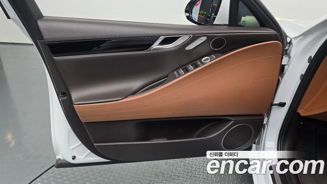 Genesis G80 (RG3) Gasoline 2.5 Turbo 2WD 2022 — фото 24